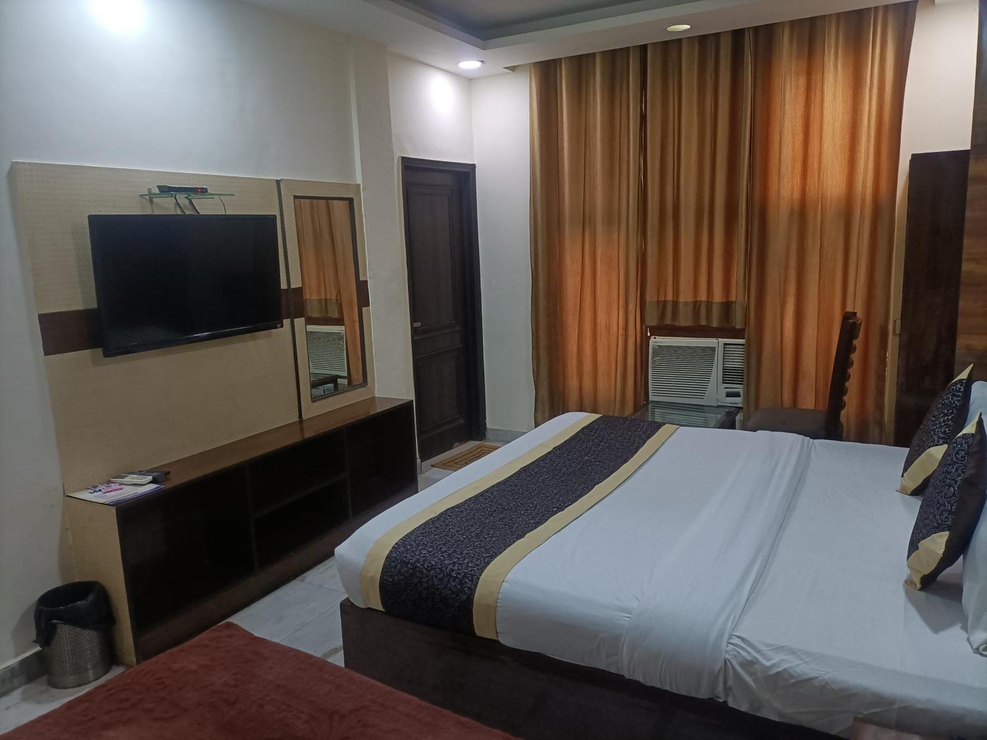 Hotel Grand Aerotech Νέο Δελχί Εξωτερικό φωτογραφία