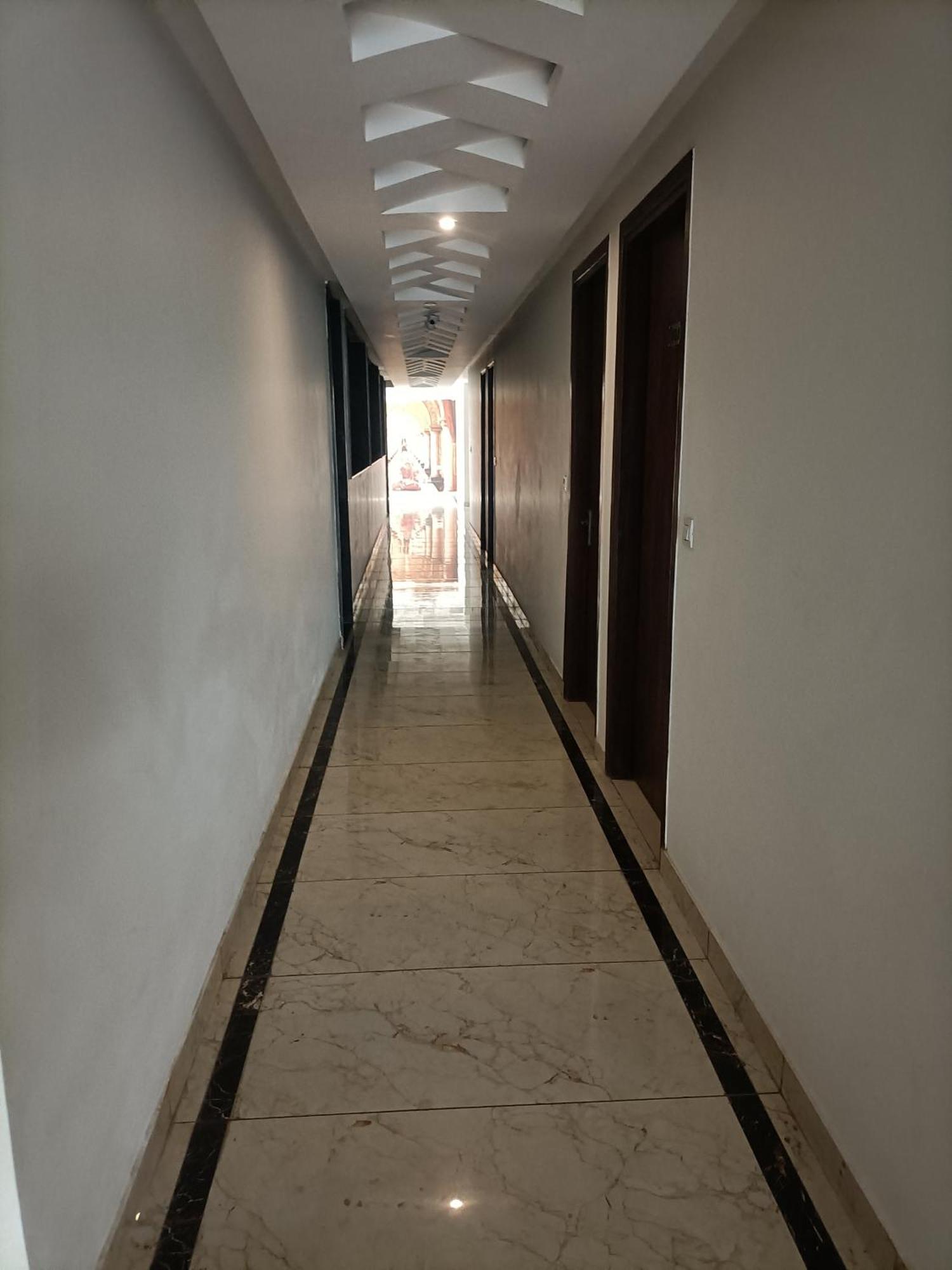 Hotel Grand Aerotech Νέο Δελχί Εξωτερικό φωτογραφία